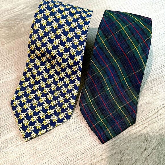 Lands' End Set of 2 100% Silk Navy Floral & Plaid Neck Ties - Picture 1 of 8